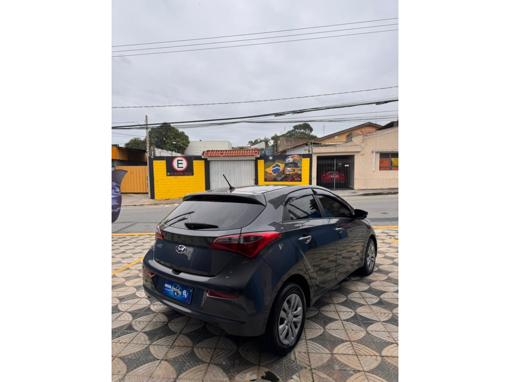 HYUNDAI HB20 1.0 COMFORT 12V FLEX 4P MANUAL