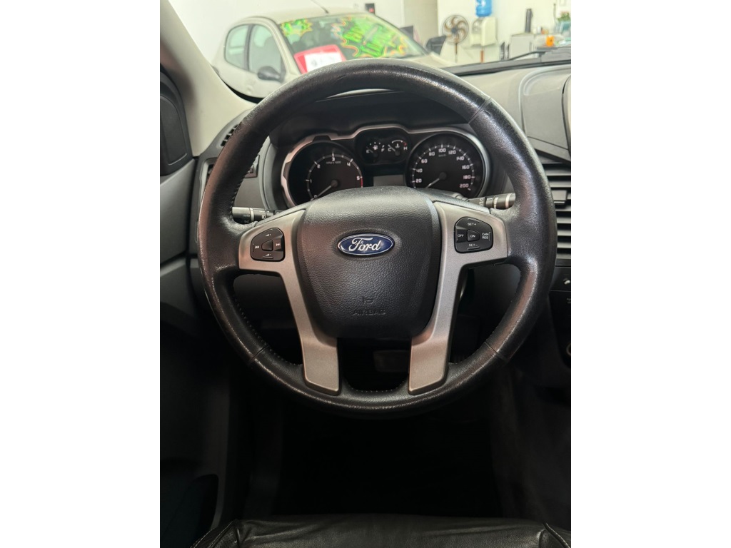 FORD RANGER 3.2 LIMITED 4X4 CD 20V DIESEL 4P AUTOMATICO
