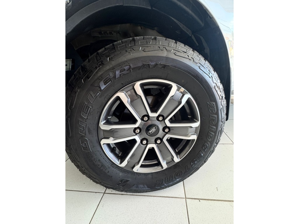 FORD RANGER 3.2 LIMITED 4X4 CD 20V DIESEL 4P AUTOMATICO