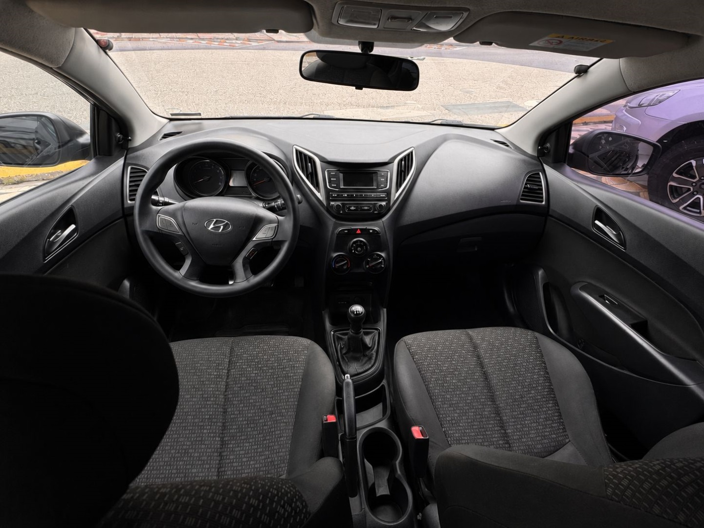 HYUNDAI HB20 1.0 UNIQUE 12V FLEX 4P MANUAL