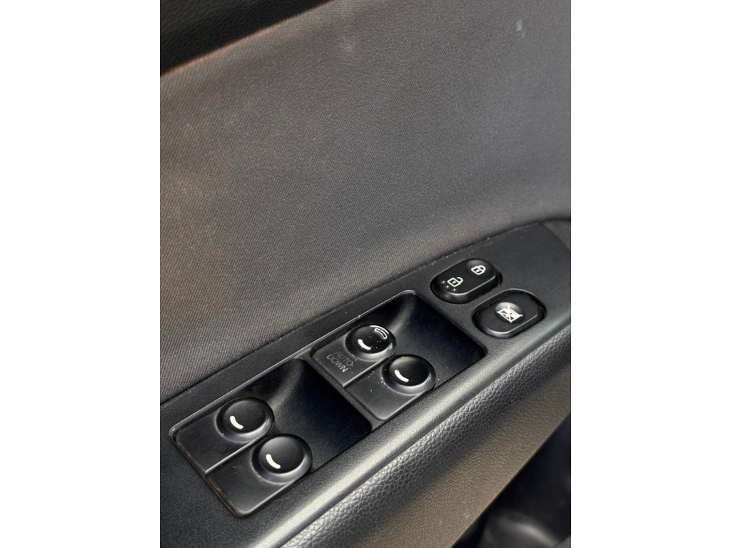 HYUNDAI HB20S 1.0 COMFORT PLUS 12V FLEX 4P MANUAL