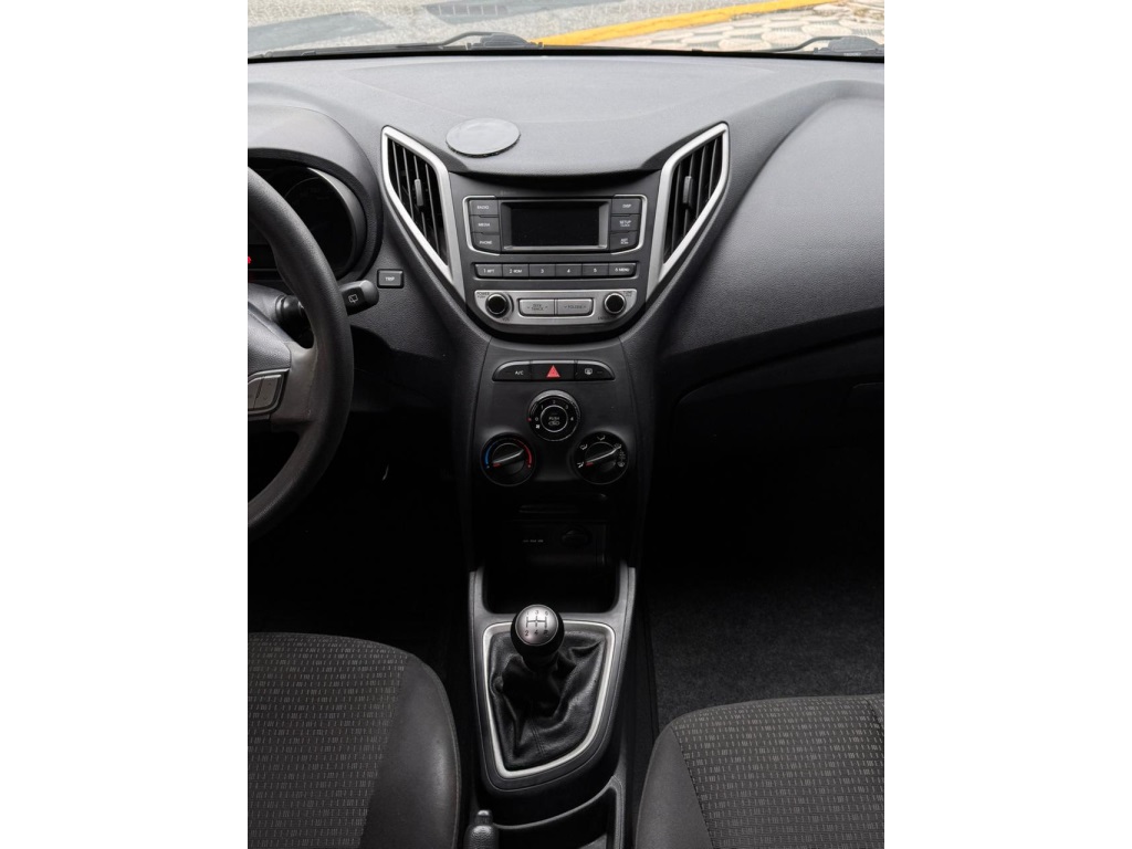 HYUNDAI HB20 1.0 COMFORT 12V FLEX 4P MANUAL