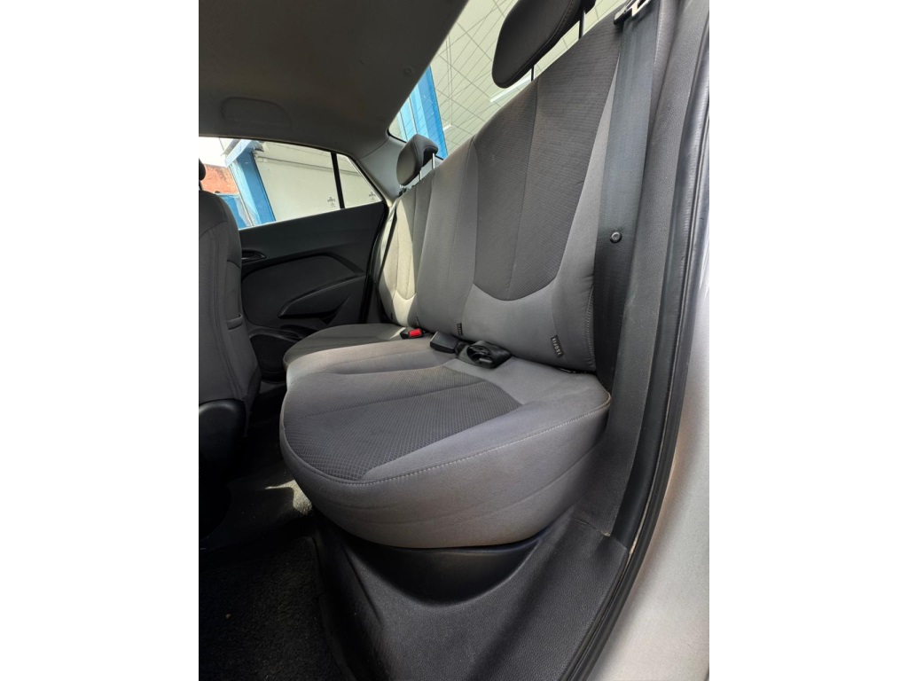 HYUNDAI HB20S 1.0 COMFORT PLUS 12V FLEX 4P MANUAL