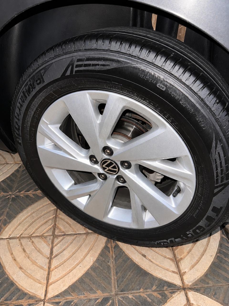 VW/NIVUS COMFORTLINE 200 TSI 4P AUTOMÁTICO