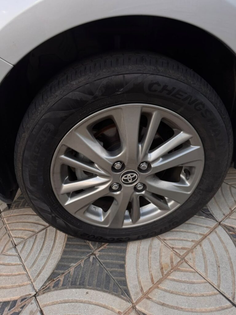 TOYOTA YARIS HATCH XL PLUS 1.5 FLEX AUT. 2022