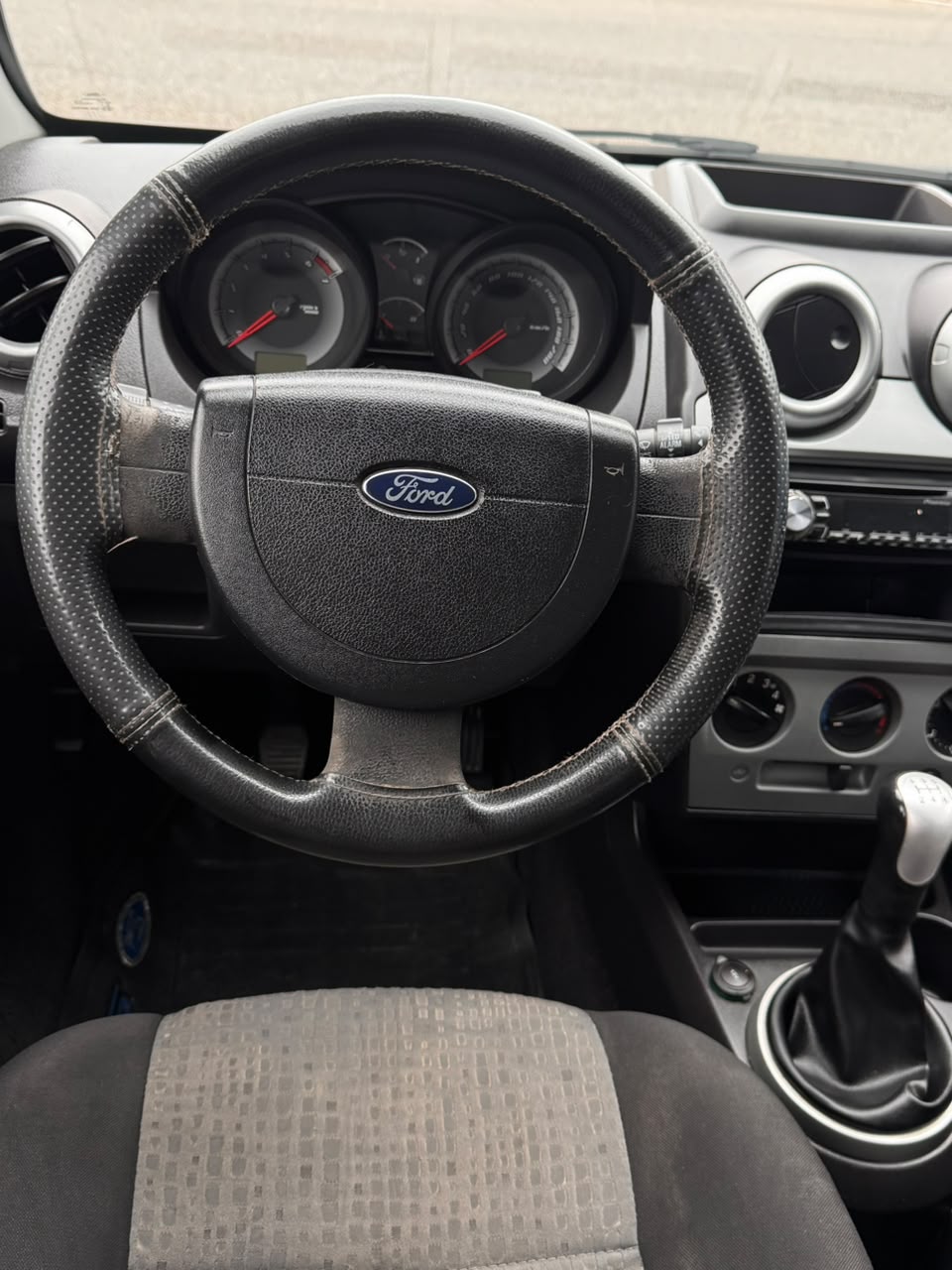 FORD FIESTA SEDAN 1.6 FLEX MANUAL 2012