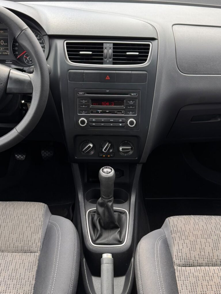 VOLKSWAGEN FOX 1.6 GII 2013