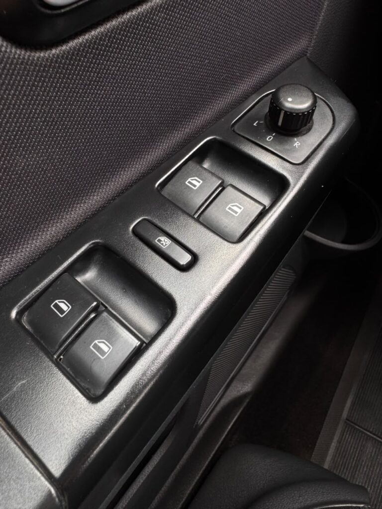 VOLKSWAGEN FOX 1.6 GII 2013