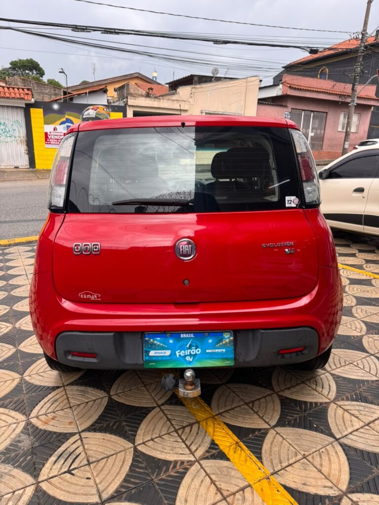 FIAT/ UNO EVOLUTION 1.4 COMPLETO 2015