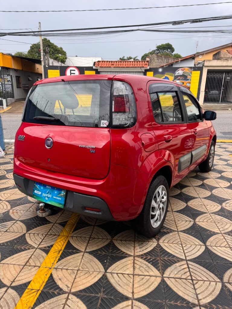 FIAT/ UNO EVOLUTION 1.4 COMPLETO 2015