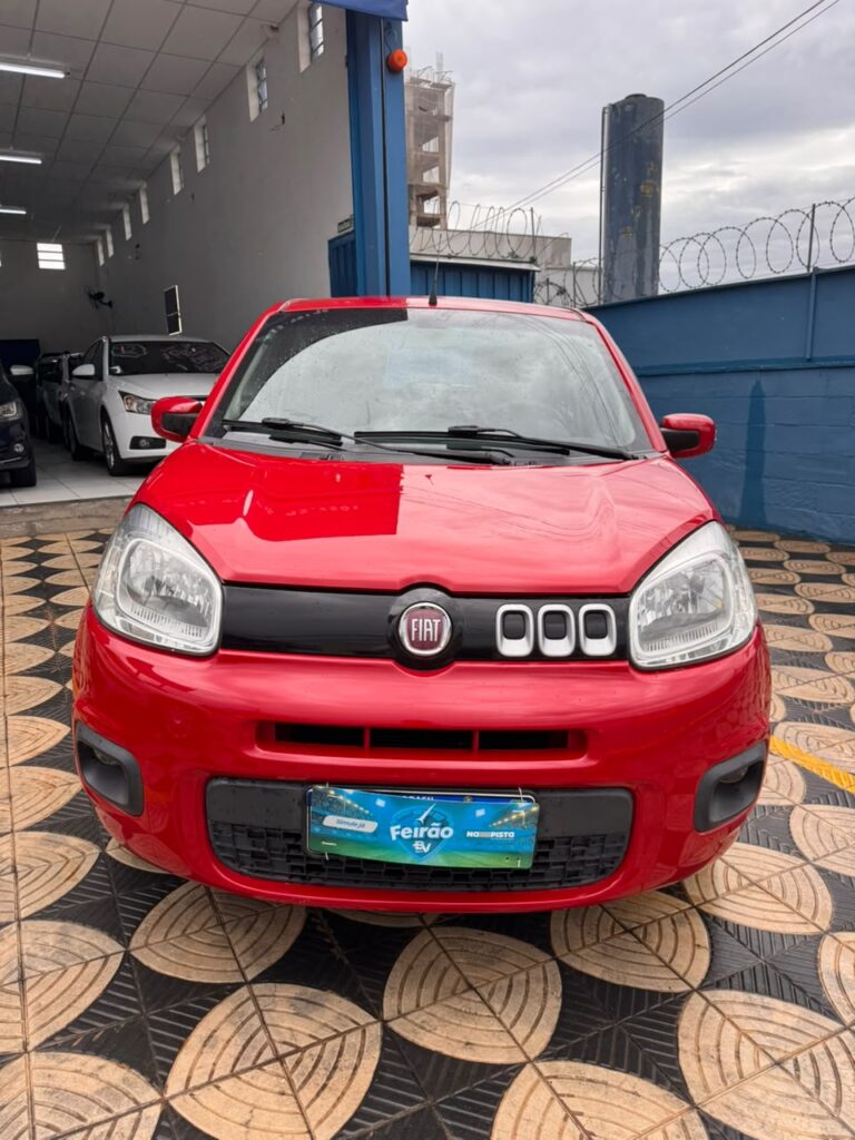 FIAT/ UNO EVOLUTION 1.4 COMPLETO 2015